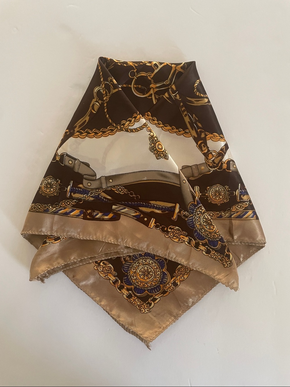 19” Satin Scarf Square Equestrian Heritage Ivory, Brown, Gold NWOT new!